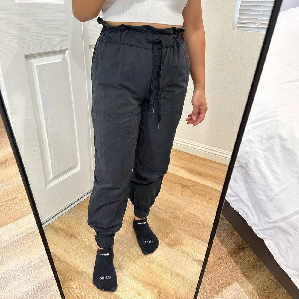 URBAN OUTFITTERS PANTS